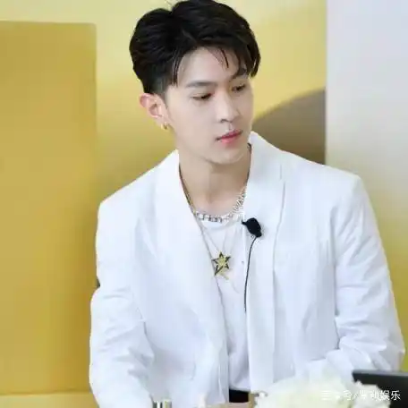 程潇原来这样叫马伯骞!_网友_孔雪儿_节目