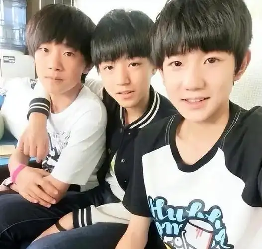 王俊凯:从青涩少年到全能艺人,他究竟是如何完成华丽蜕变的?