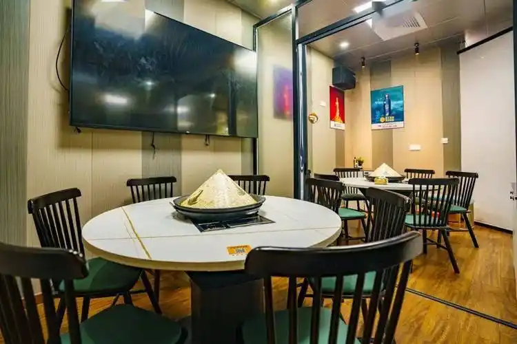 【山耕伴野·贵州菜·活油土烙锅】3店通用丨有滋有味的贵州烙锅!