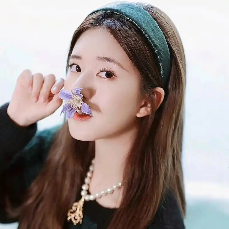 神仙颜值赵露思头像爱了爱了