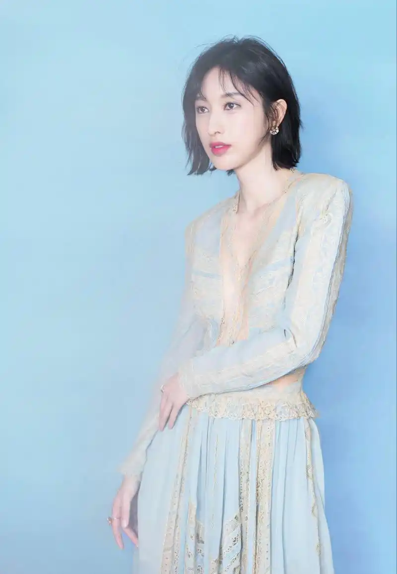 张俪商业价值深度解析:演技与魅力并存的影视红星 张俪,1985年出生于