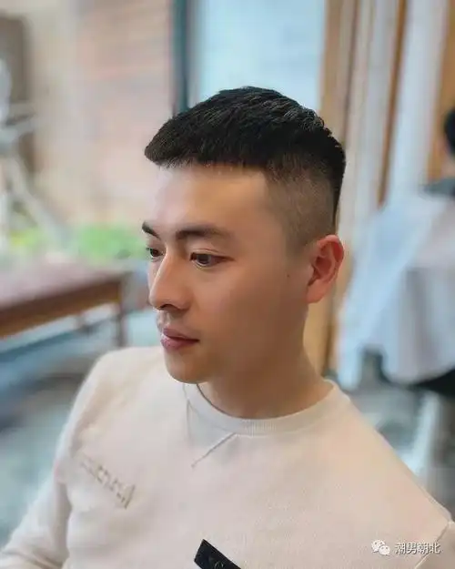 两边铲男士短发 时尚男神必备发型推荐-男士短发-发型站_最新流行发型
