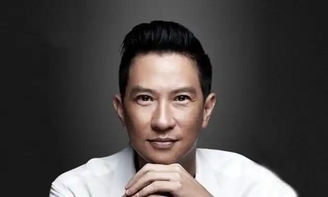 影帝,结婚30年零绯闻,妻子是他最强大后盾|财富|张家辉|关咏荷_新浪