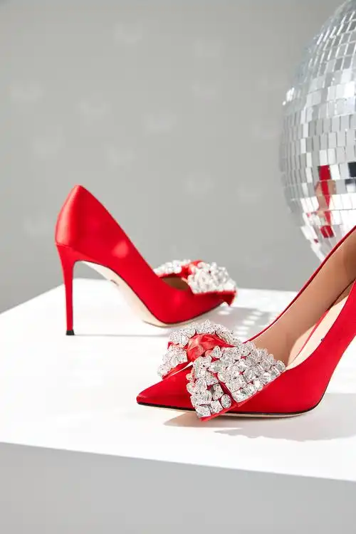 《badgley mischka》高端女鞋2022春季精修图_修图君承颜-站酷zcool