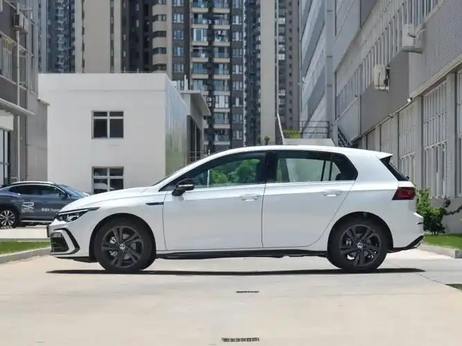 一汽-大众 高尔夫 2023款 改款 280tsi dsg r-line