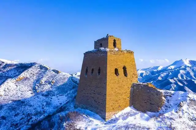 广武长城段的这个烽火台保存较为完好,似乎记载着当年金戈铁马的征战