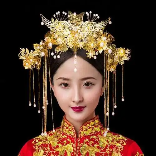 古代封建,民间新娘子凤冠霞帔不会被问罪吗?