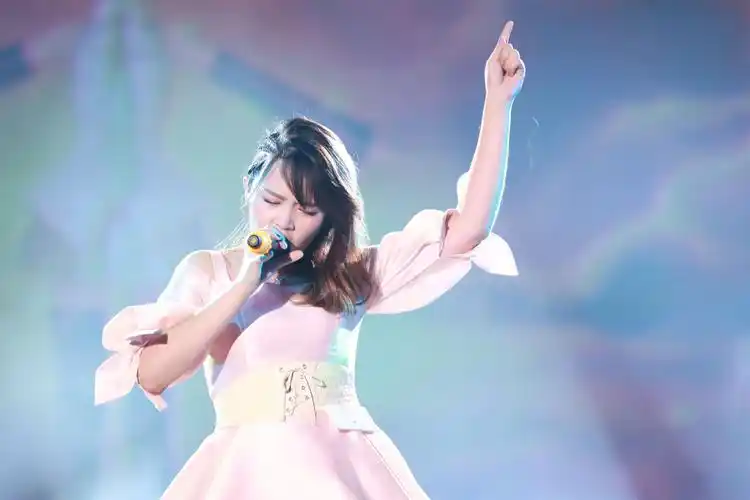 久之网讯2016超级女声总决赛已进入白热化阶段,第六场决赛9进7于上