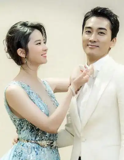 刘亦菲男朋友有哪些她结婚了吗老公是谁