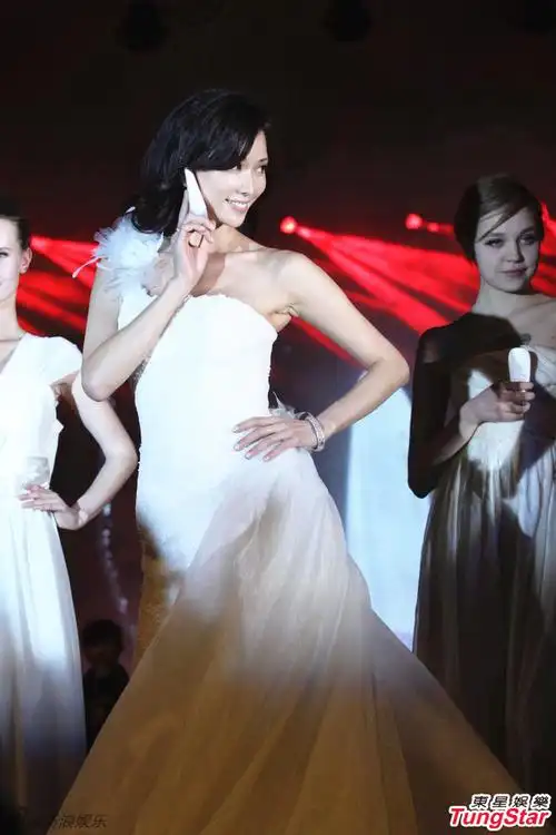 林志玲迎40岁生日 娇嗔女神十年未变