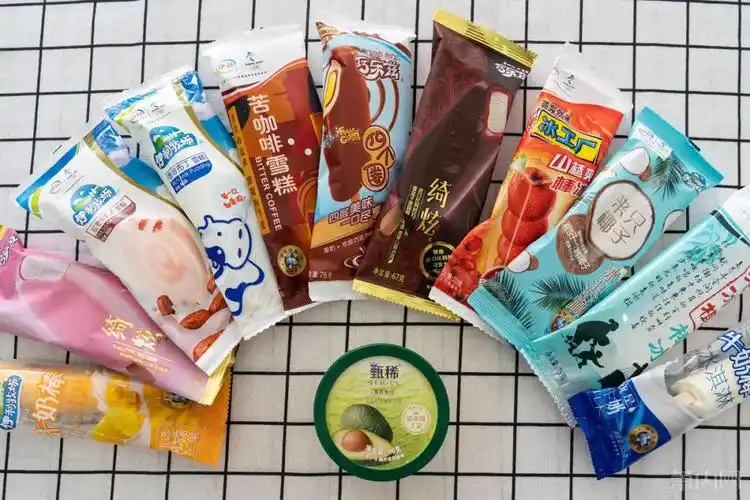 这个夏天萧山临浦这家冰淇淋超市要火了,400 款雪糕值得塞满冰箱