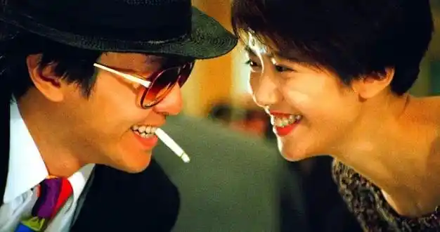 袁咏仪周星驰戴着褐色墨镜我看了他5秒就知道他不简单