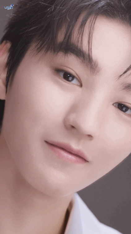 王俊凯法国希思黎首位全球品牌代言人