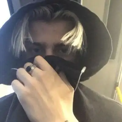 欧美头像男/wild boys/来自ins自截/swing! by:leesiutung