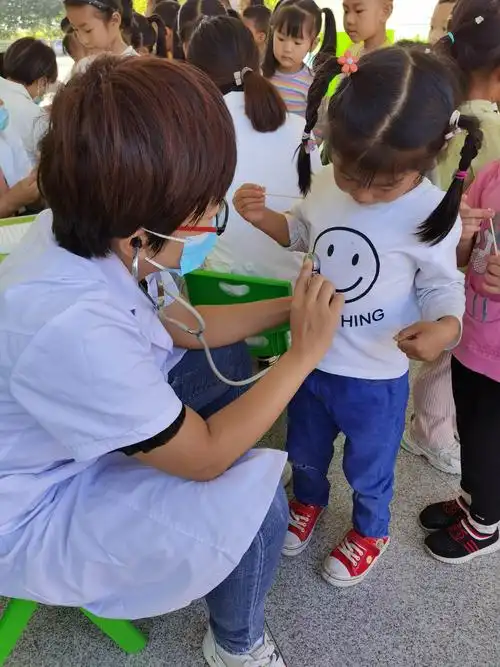 体检护航,健康相伴——新河镇灰埠上源社区幼儿园体检小记