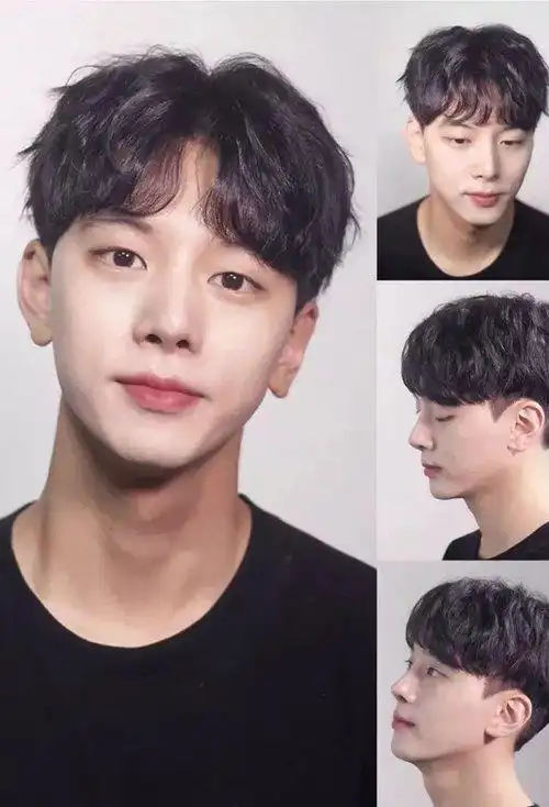 男生短 烫发梳偏分帅气发型