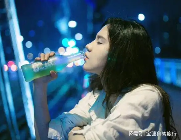 广西一女生聚会上喝醉回宿舍后一秒清醒网友评论亮了