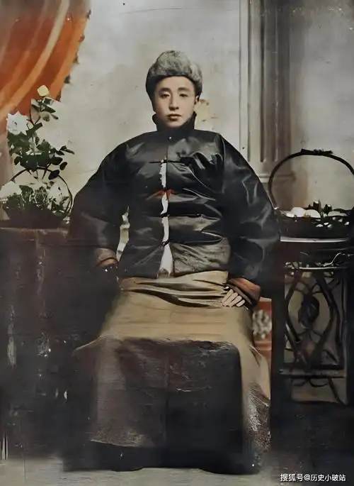 东北传奇人物:乱世枭雄张作霖珍贵老照片_袁世凯_历史_一身