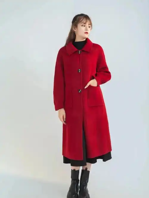 如果信念有颜色,那一定是中国红这红色也太正了女生衣橱必备一件,超有