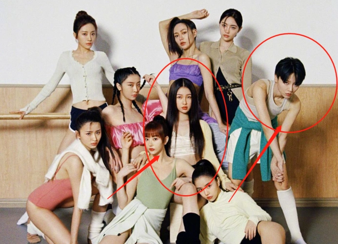 《青春有你2》拍杂志,大合影时刘雨昕站边边,c位学员引争议