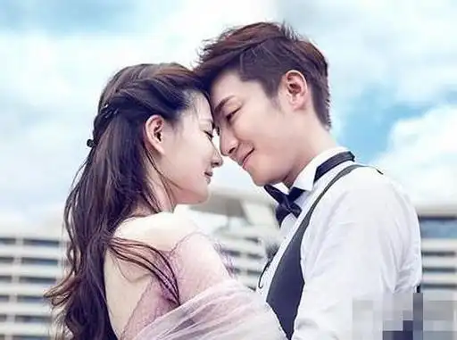 靳东新戏开拍罢演,宁愿赔偿高额违约金,只因剧组强行加入了她!