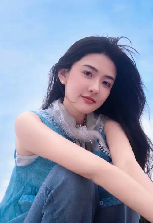 梁洁海边复古风照片9615 学姐即视感 大家觉得怎么样呢?狠狠爱了