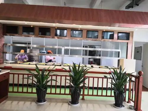 做文明优雅合作员工 创优雅温馨就餐环境