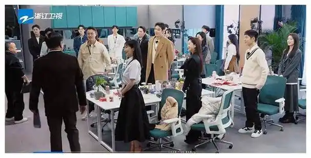 何洛洛_表演_节目