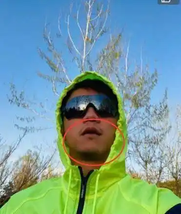 小猎豹郑恺在公园跑步,满脸胡子被网友调侃:变老了_天气_形象_照片