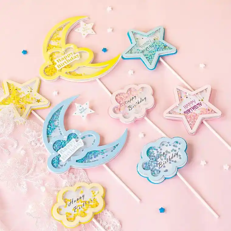 用这些可爱的亮片月亮星星和云朵插牌装饰蛋糕,让我的生日派对变 - 抖