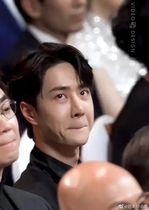 王一博 嘟嘟嘴##王一博小表情好可爱