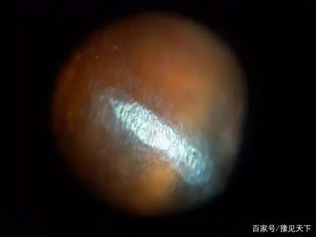 真品西周玛瑙表面特征