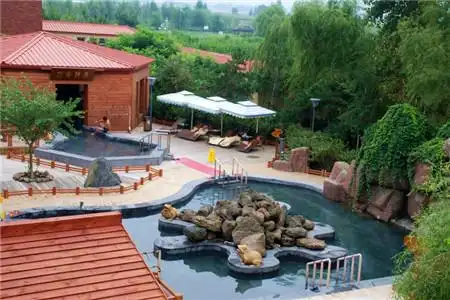 圣德泉温泉度假村