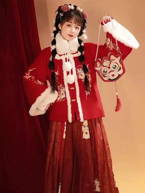 明制汉服女原创古装中国风红色加厚对襟改良日常拜年服套装秋冬款