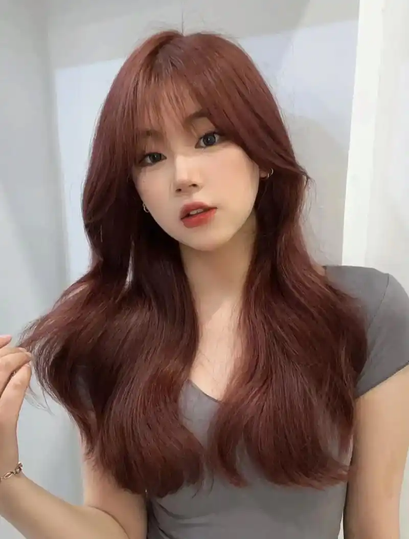 粉棕色.粉棕色发色超级显白 发色:雾感粉棕色 超级显白衬肤色 - 抖音