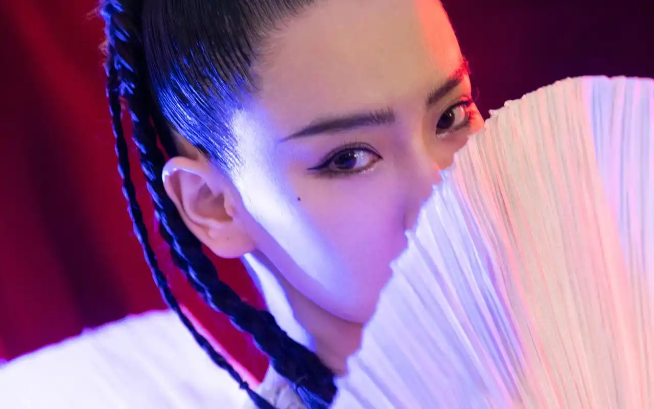 戚薇性感魅力写真图片桌面壁纸