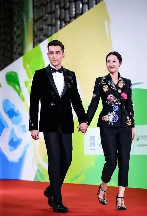 回顾刘敏涛嫁豪门独守空房7年离婚后重返荧屏今女儿成她骄傲