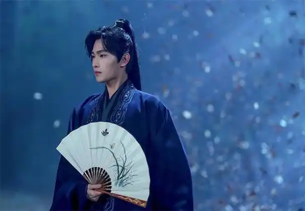 杨洋最近又出了新的大动作,电视剧凡人修仙传已经在得过国家奖导演杨