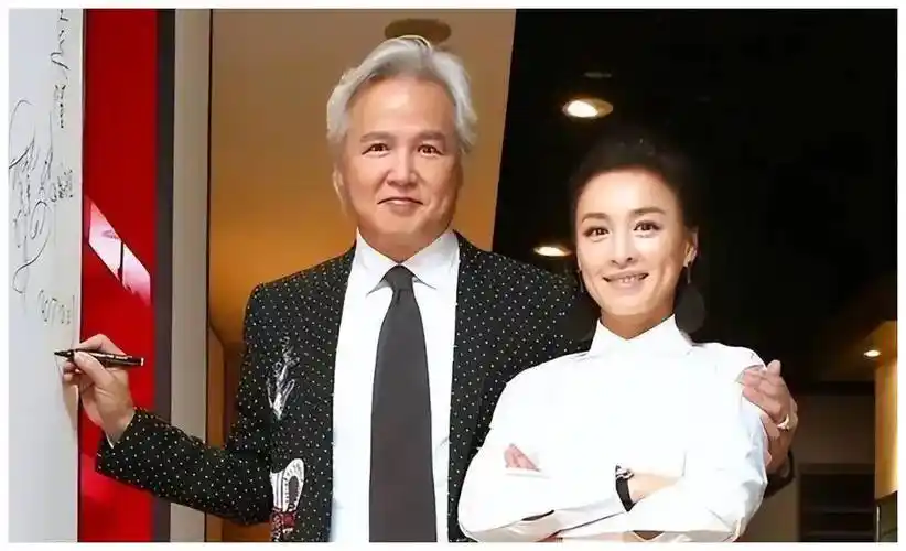 张庭夫妇卷土重来96套房产解封全国招代理做直播没人管吗