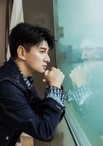 发型图片 1/6 2/6 3/6 4/6 5/6 6/6 上一组图 下一组图 吴奇隆相关