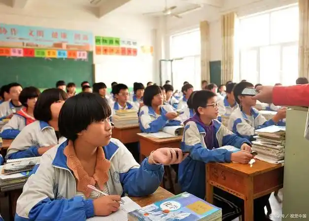 西安一学校双节补课,学生打几十个电话举报,家长对此反应不一|教学|教