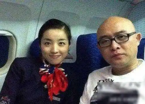 孟非隐瞒26年的妻子曝光,原来这么年轻,鲁豫一见直呼太漂亮了