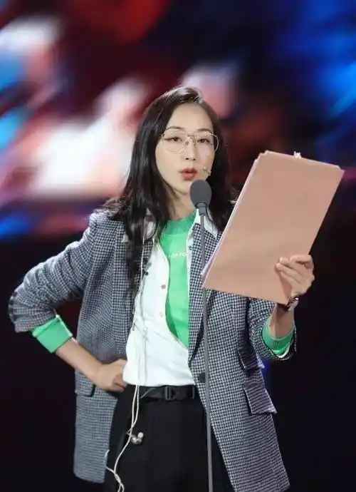 原创完美人设韩雪她的优秀是不是装的