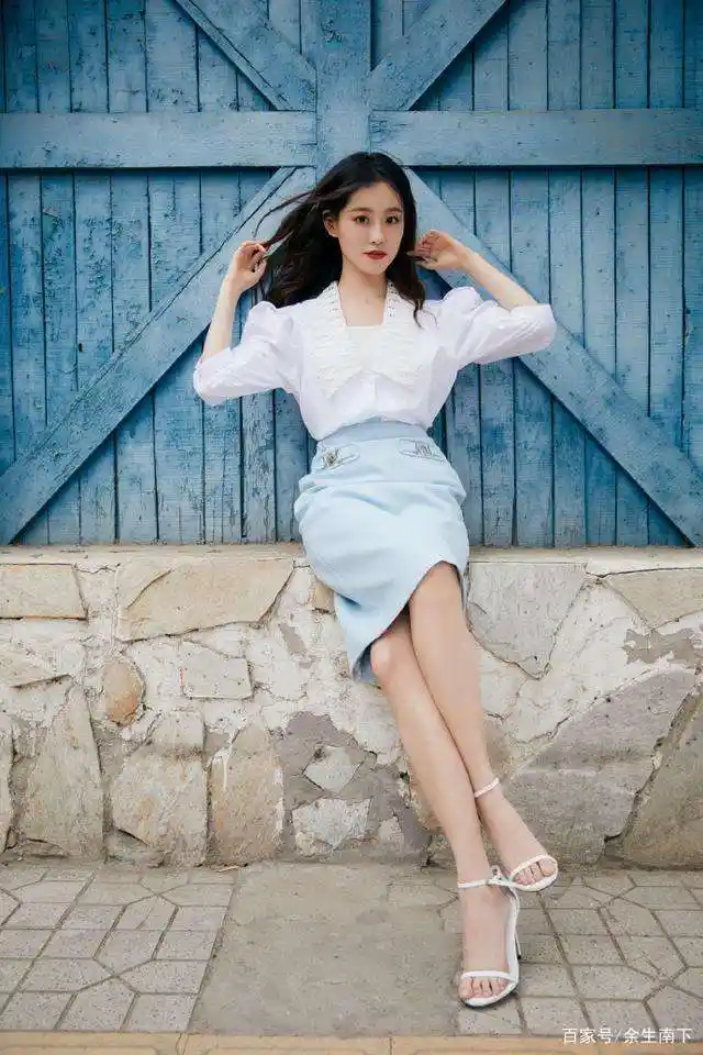 祝绪丹人美声甜,这样的"天使腿"谁挡得住,网友:沦陷了