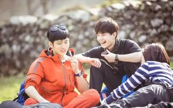 《花儿与少年》节目组搞事情,把郑爽放进去充数,秦岚公然吐槽|杨洋