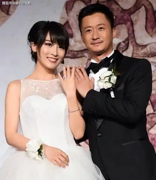 周一围的"洗白",成了压垮吴京的最后一根稻草_网友_节目_丈夫