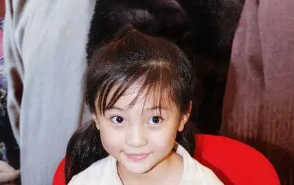她被誉为我国第一童星,却因北京奥运假唱遭人唾骂,如今成了这样