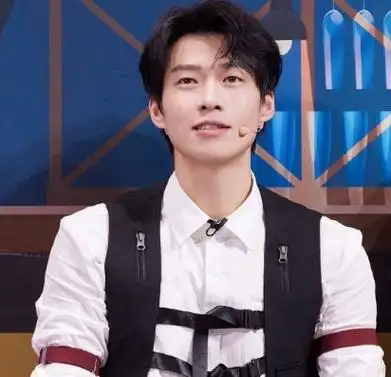 网友扒出谢娜和前男友刘烨,和现在的老公张杰,直言太幸福了!