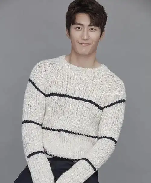 窦骁个人资料简介(窦骁-华语影视男演员,"赌王最美千金"何