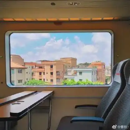 90后小伙力压欧美日韩获全球总冠军拍10000张火车照片美哭网友太强了